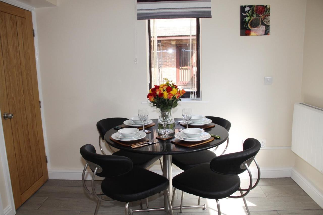 יורק City Centre Town House With Riverside Views And Free Parking 1Bak מראה חיצוני תמונה